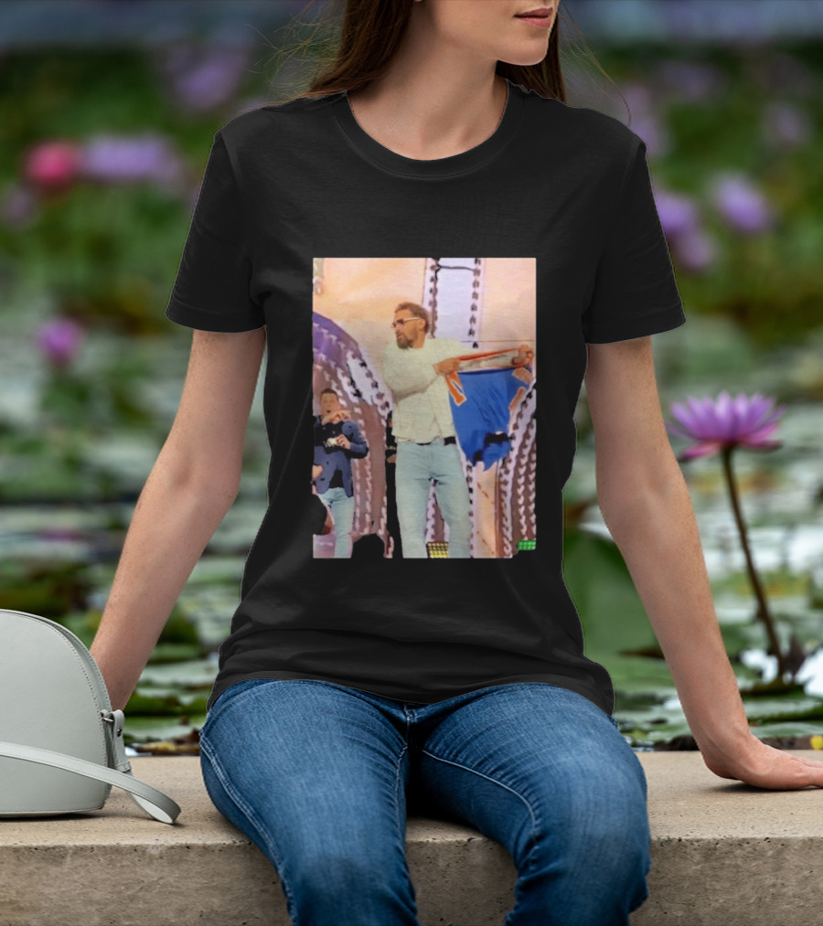 Trae Young Tears Jalen Brunson Jersey Knicks 2026 T-Shirt