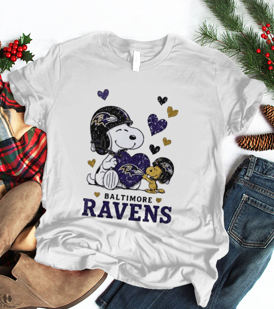Baltimore Ravens Peanuts Snoopy Woodstock Love Laughter Hearts T-Shirt