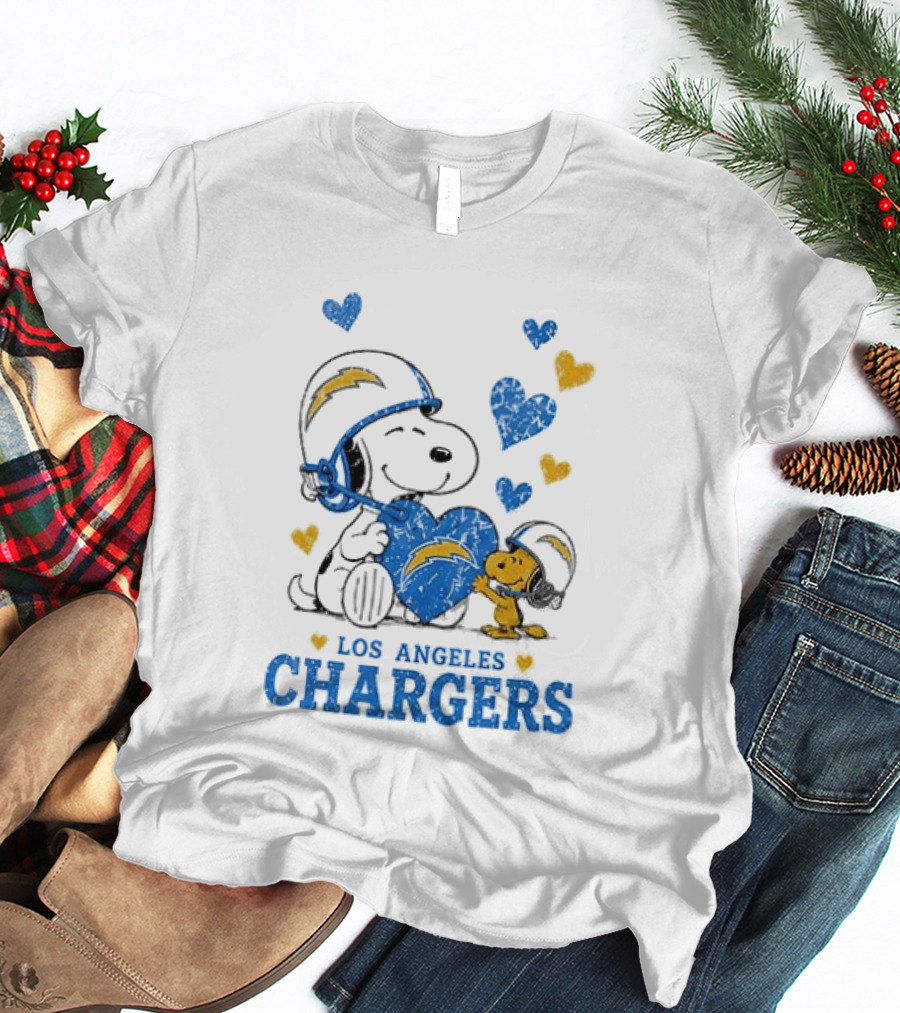 Los Angeles Chargers Peanuts Snoopy Love Laughter T-Shirt