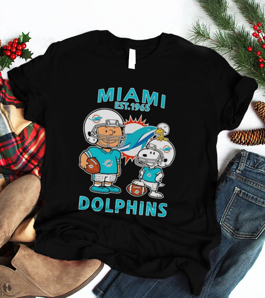 Miami Dolphins Est 1965 Charlie Brown Snoopy Football T-Shirt