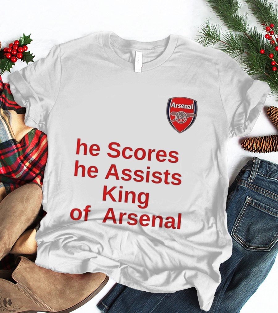B﻿ukayo Saka He Scores He Assists King Of Arsenal T-Shirt