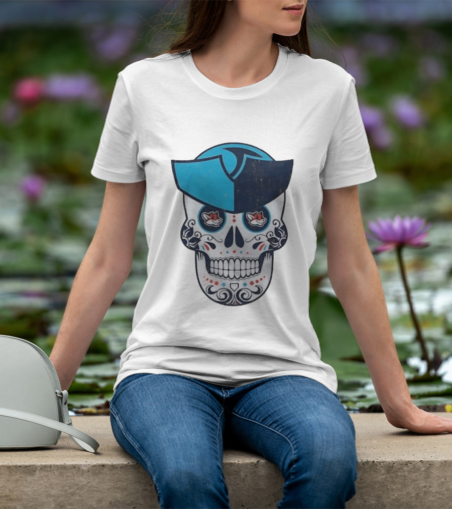 Day Of The Dead Skull Patriot Fox Sports Foxes Football T-Shirt
