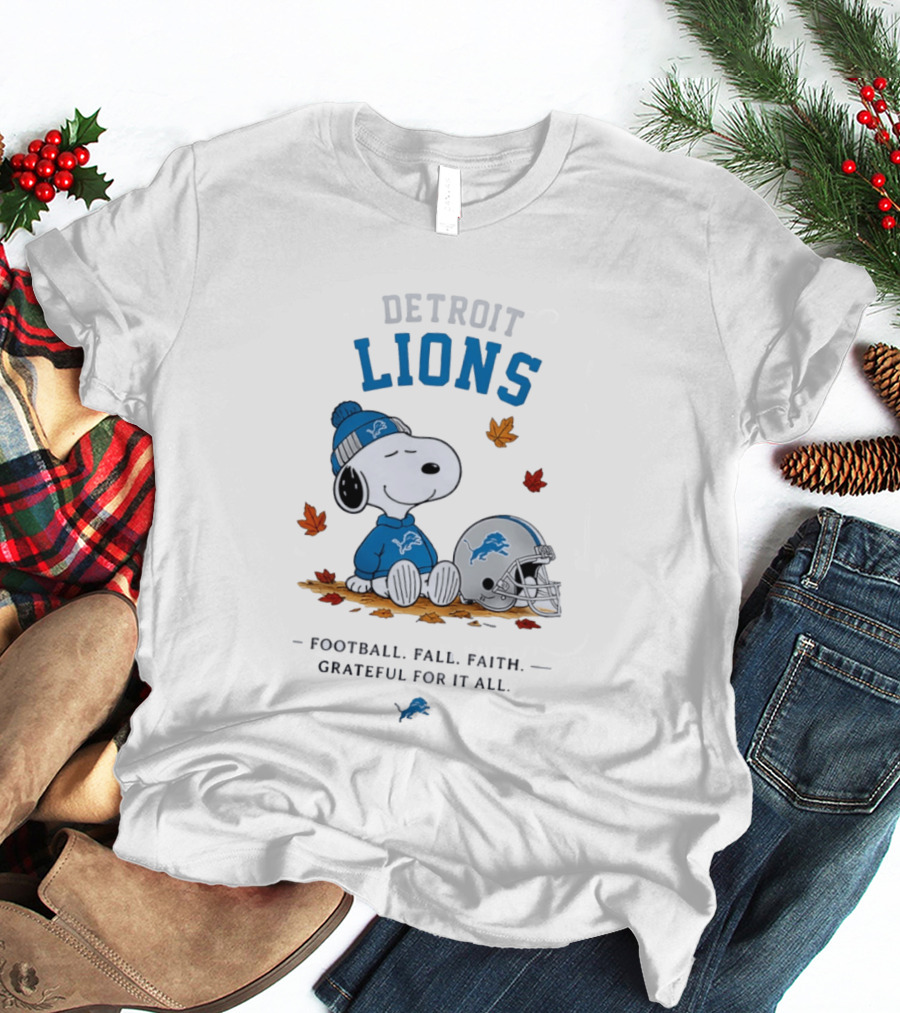 Detroit Lions Snoopy Football Fall Faith Grateful For It All Leaves Helmet T-Shirt