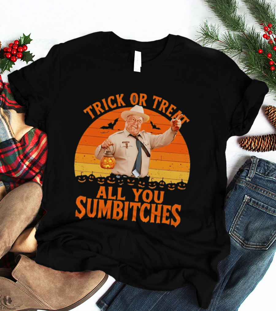 Trick Or Treat All You Sumbitches Halloween Officer Pumpkin Lantern T-Shirt