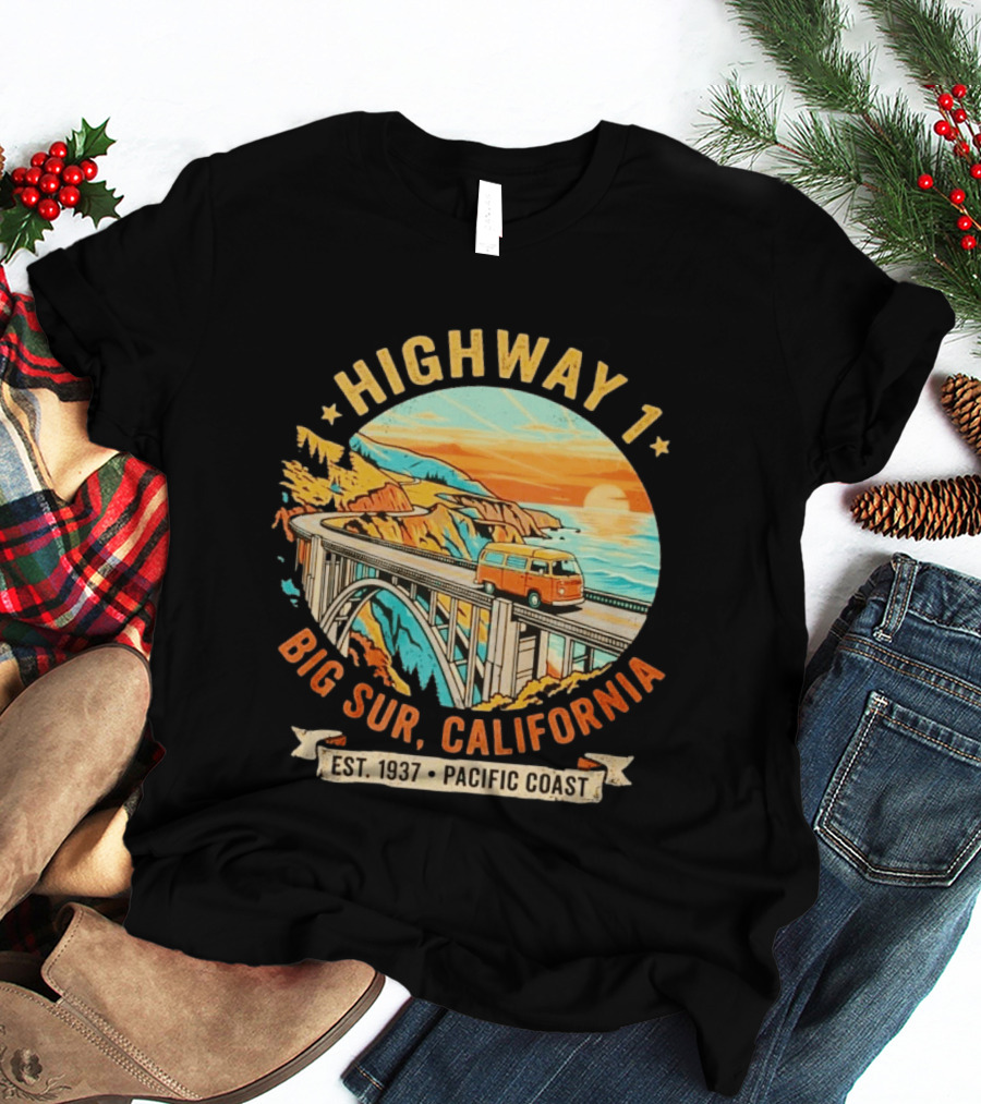 Highway 1 Big Sur California Pacific Coast Est 1937 Vintage Scenic Road Trip T-Shirt