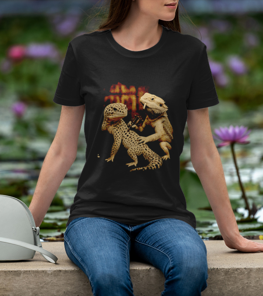 Leopard Gecko Tattoo By Bearded Dragon With Spray Paint Graffiti T-Shirt