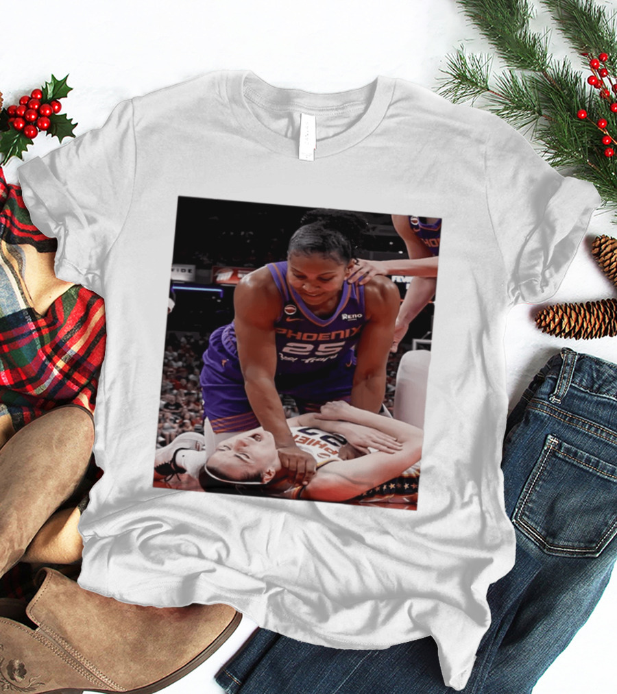 Brittney Griner Phoenix Mercury Caitlin Clark Indiana Fever NBA WNBA Crossover Moment T-Shirt