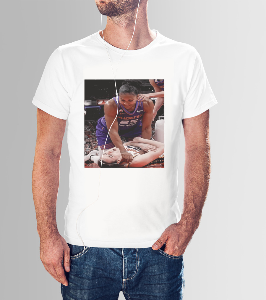 Brittney Griner Phoenix Mercury Caitlin Clark Indiana Fever NBA WNBA Crossover Moment T-Shirt