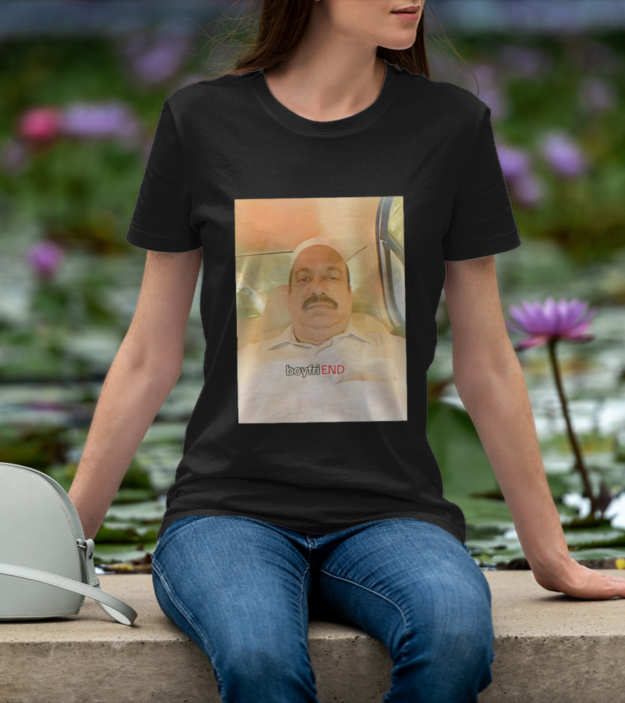 BoyfriEND Man Sitting Image T-Shirt