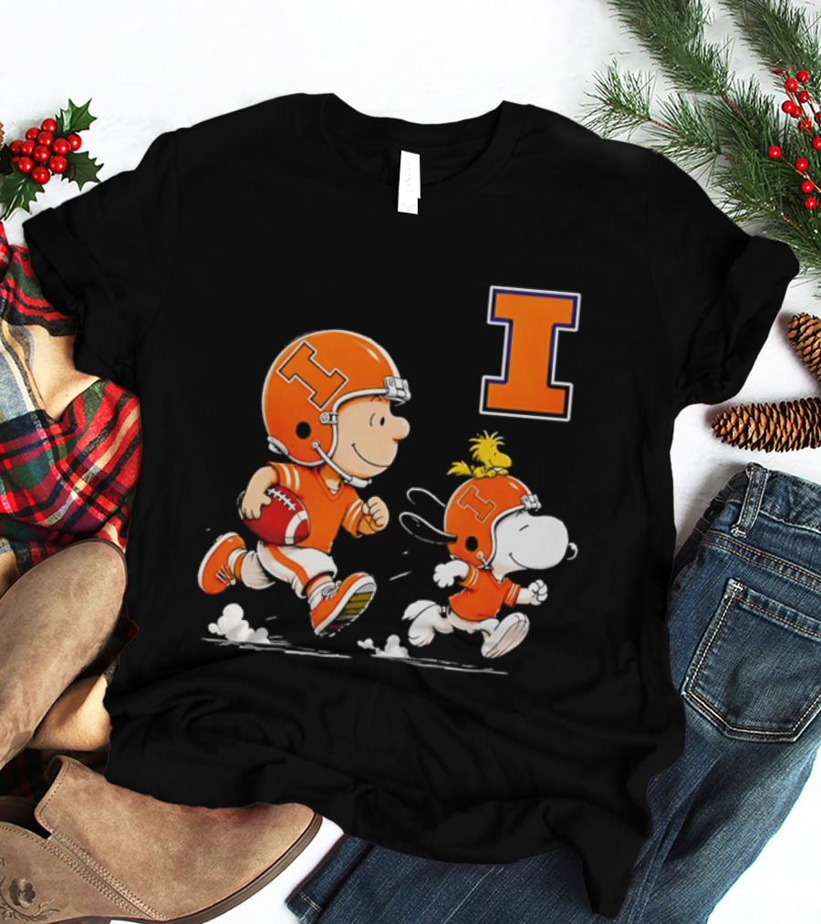 Charlie Brown Snoopy Football Running Letter I Peanuts T-Shirt