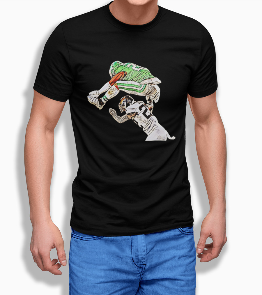 Saquon Barkley Hurdle Backwards Jump Over Defender In Green And White Jersey T-Shirt