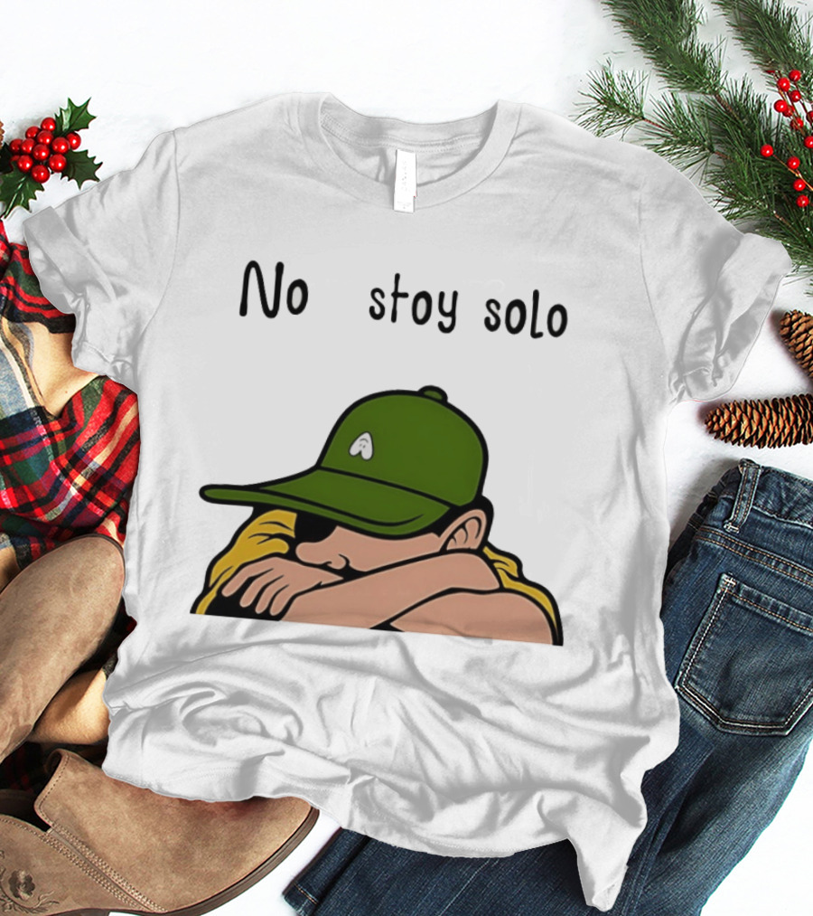 No Estoy Solo Anime Boy In Green Hat And Yellow T-Shirt