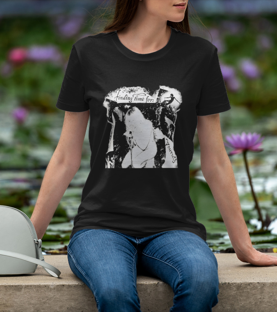 Finding Time For Yourself Singing Woman Retro Vibe T-Shirt
