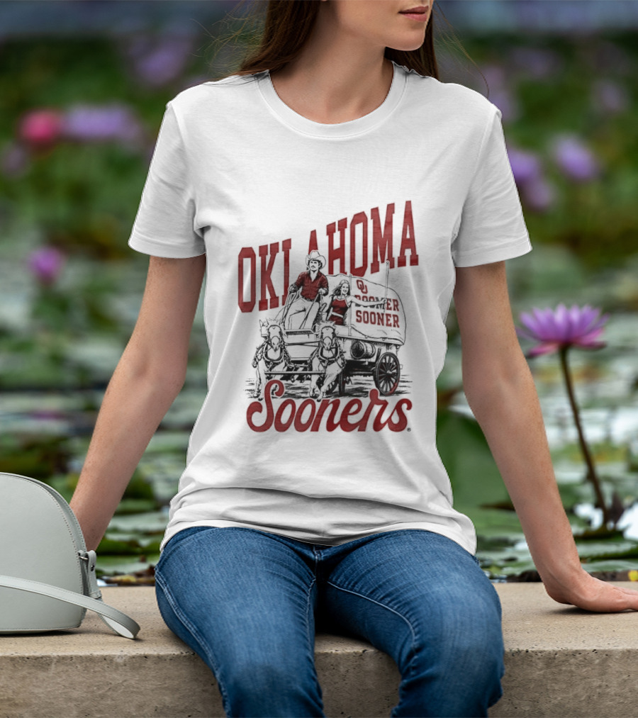 Oklahoma Sooners Boomer Sooner Horse Drawn Wagon T-Shirt