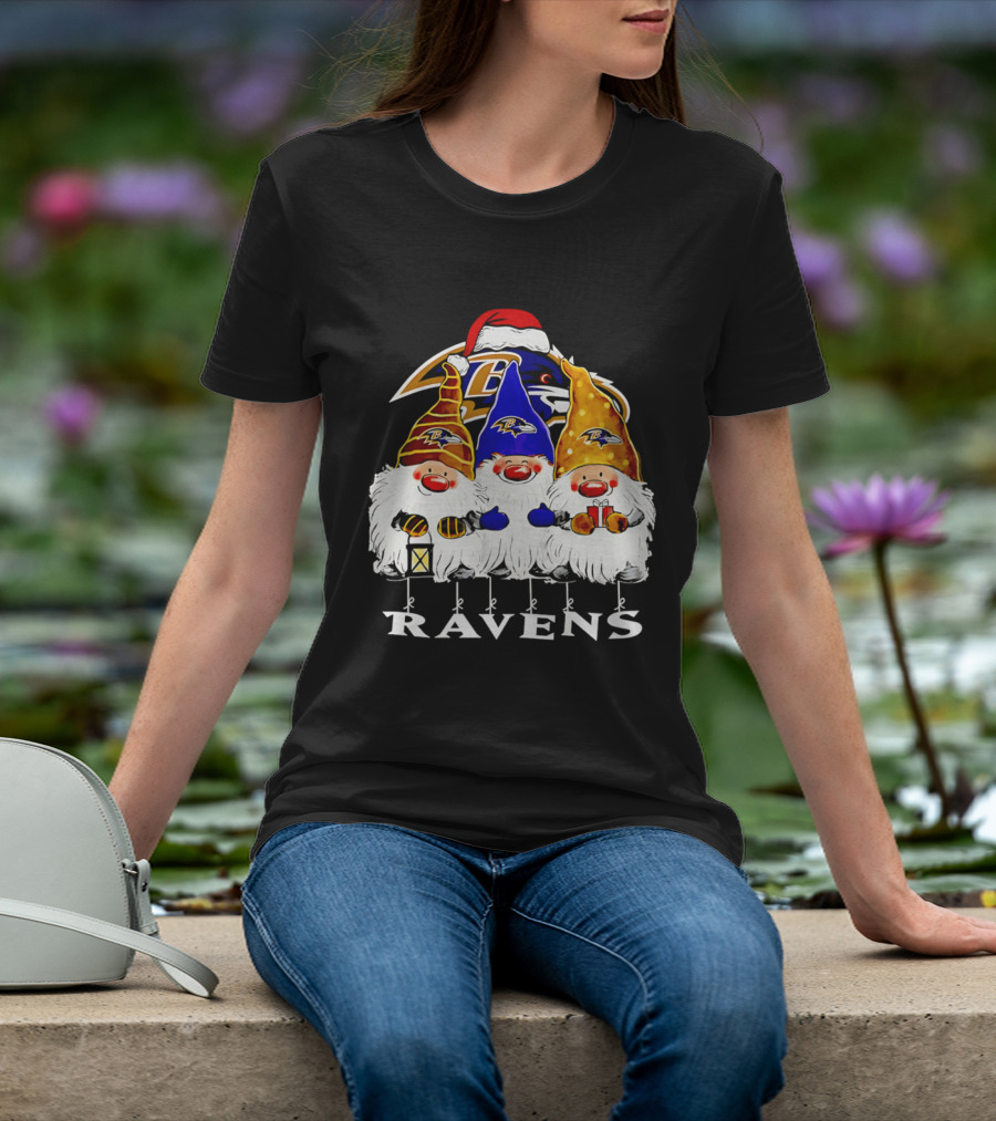 Gnomes Baltimore Ravens Christmas T-Shirt