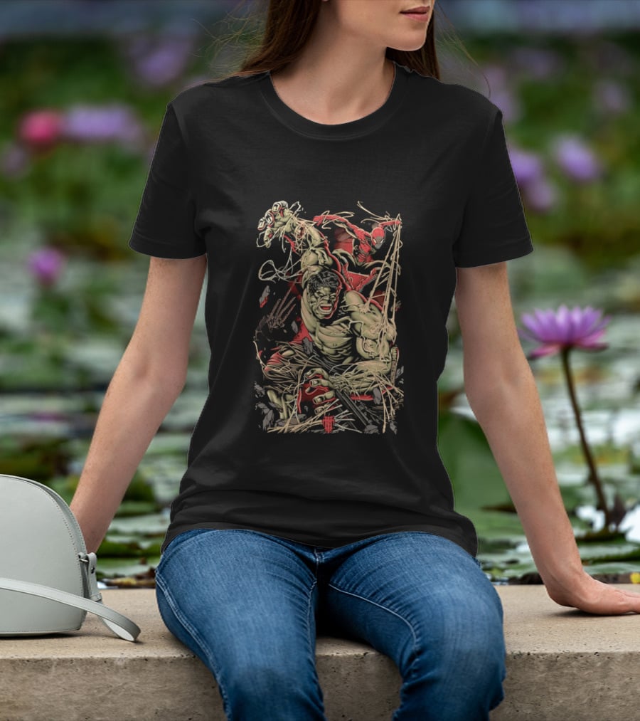 Marvel Hulk Spider Man Dynamic Action Scene T-Shirt
