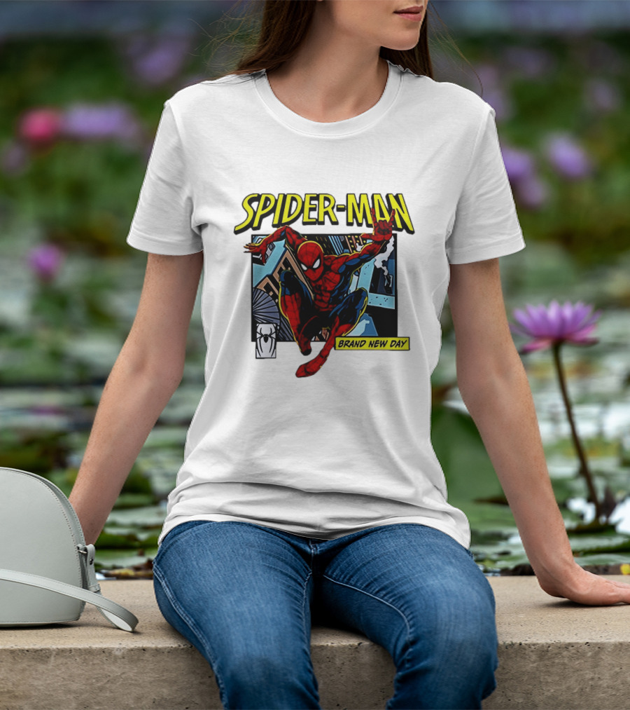 Spider Man Brand New Day Iconic Comic Style Swinging Action T-Shirt