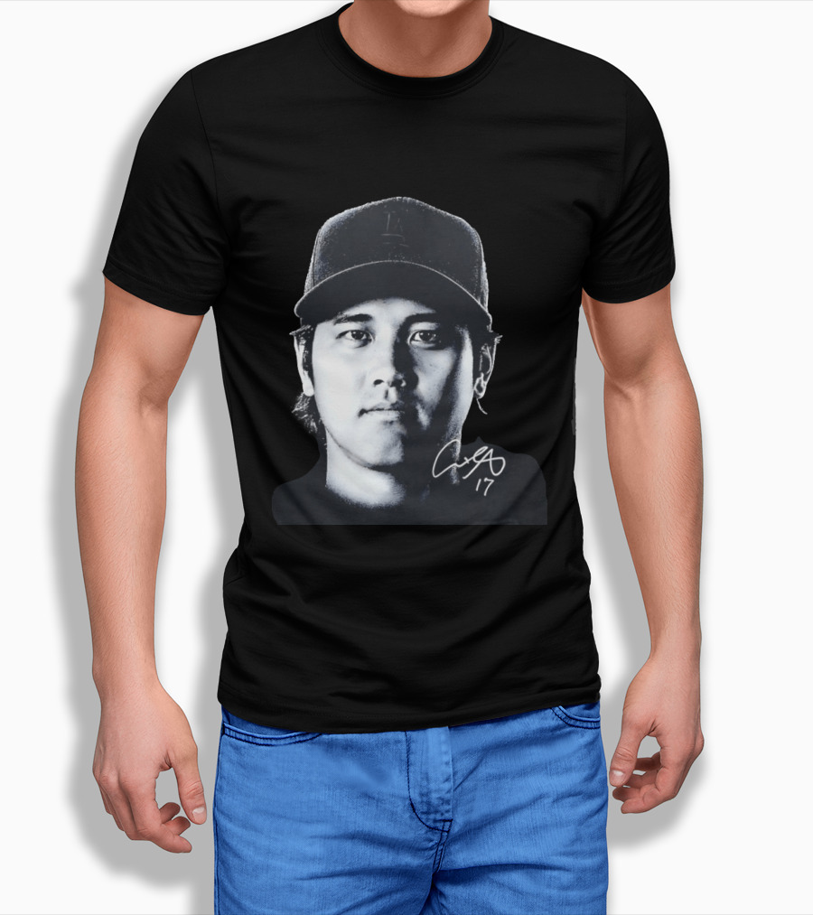 Shohei Ohtani LA Dodgers Cap Signature 17 T-Shirt