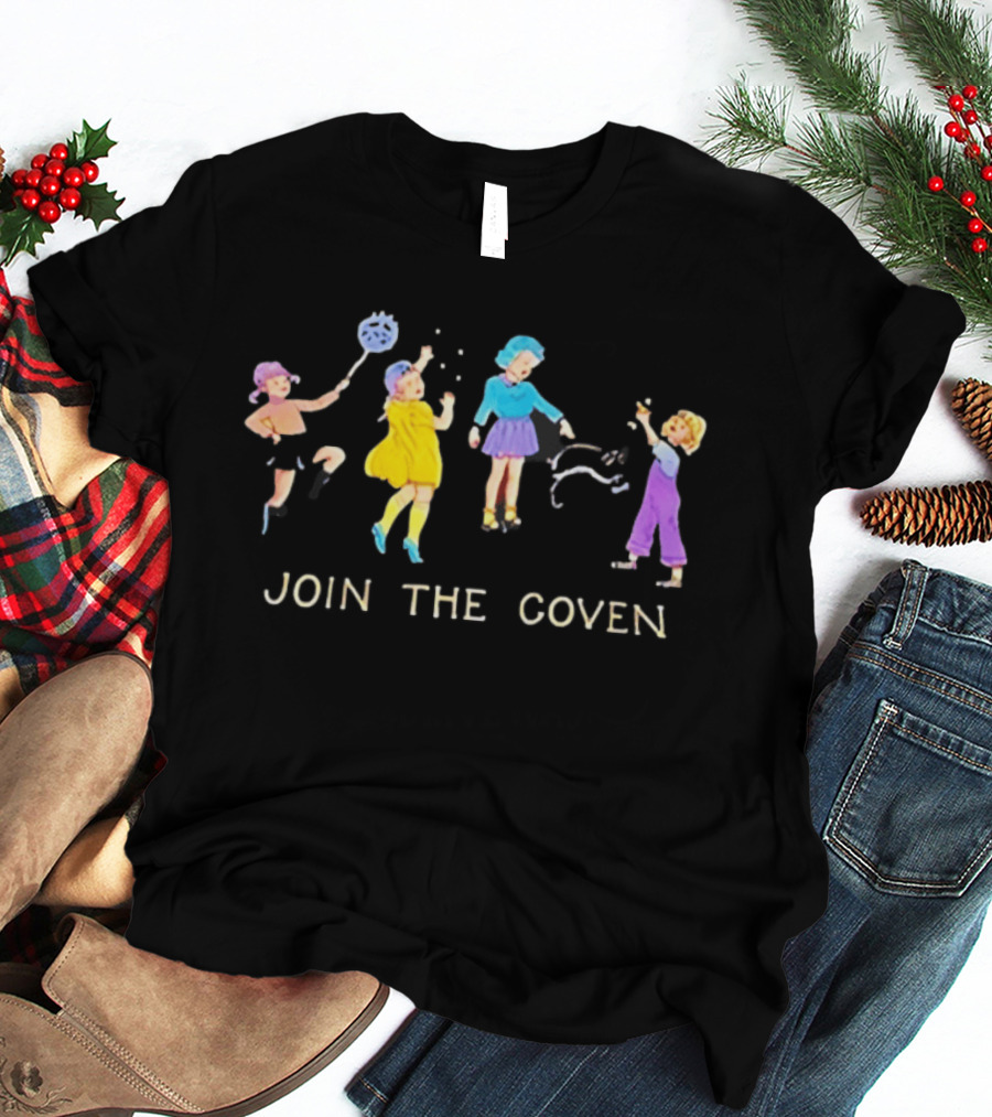 Join The Coven Funny Retro Witchy Kids Playing With Black Cat T-Shirt