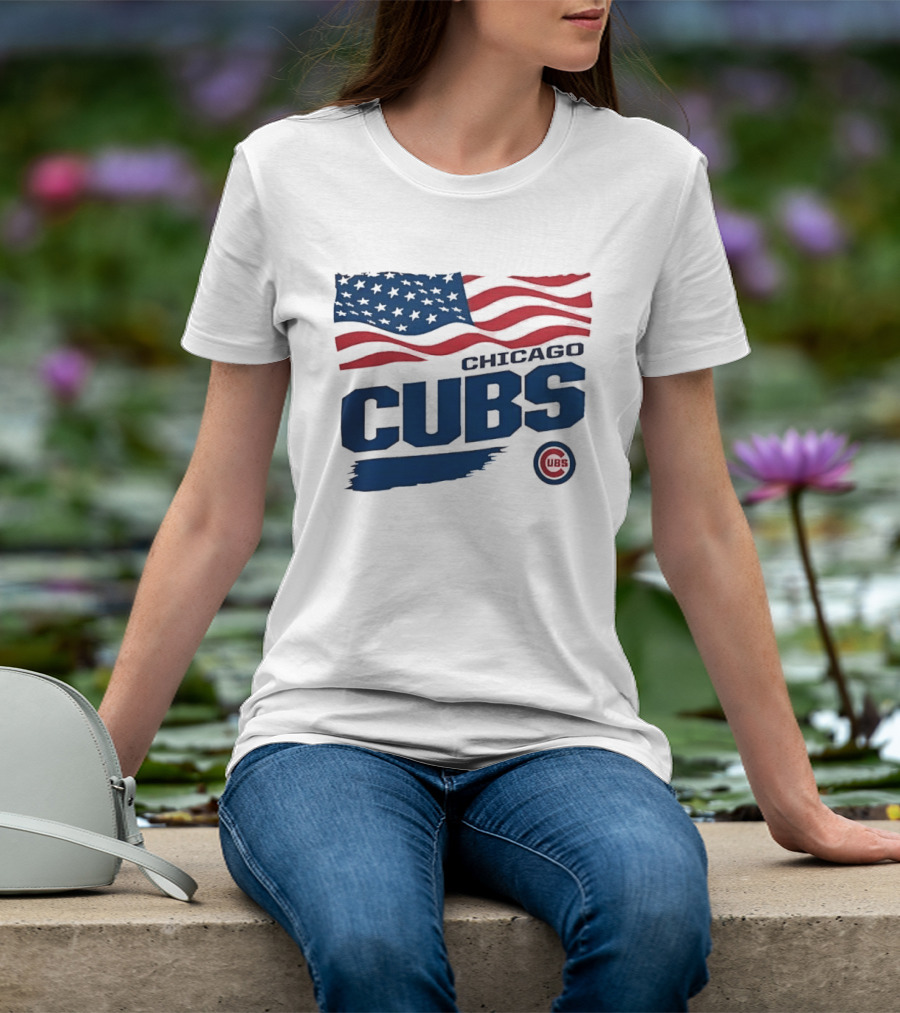 Chicago Cubs American Flag Waving Paint Brush Stroke MLB Cubs T-Shirt
