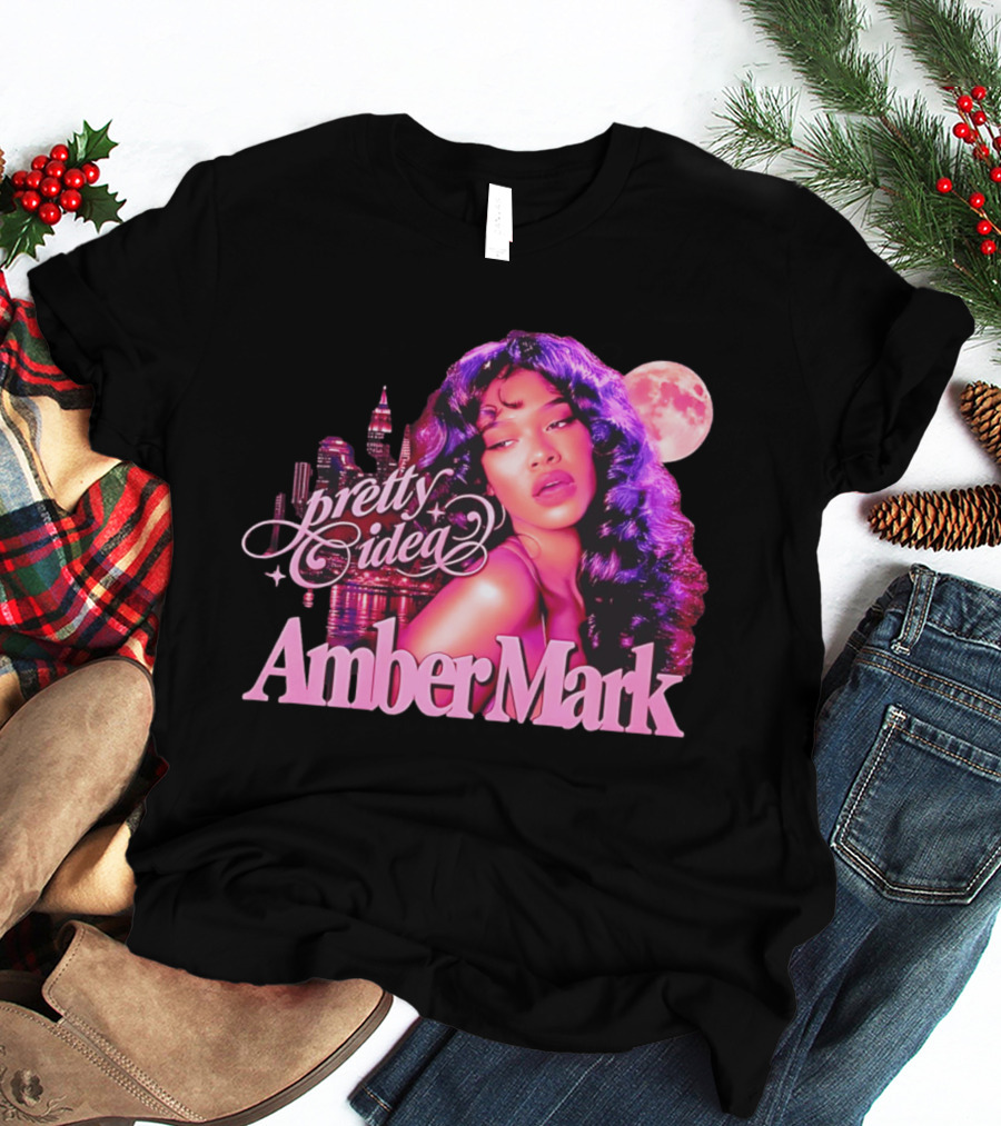 Pretty Idea Amber Mark Woman Moon City Skyline T-Shirt