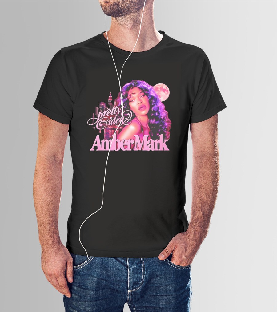 Pretty Idea Amber Mark Woman Moon City Skyline T-Shirt