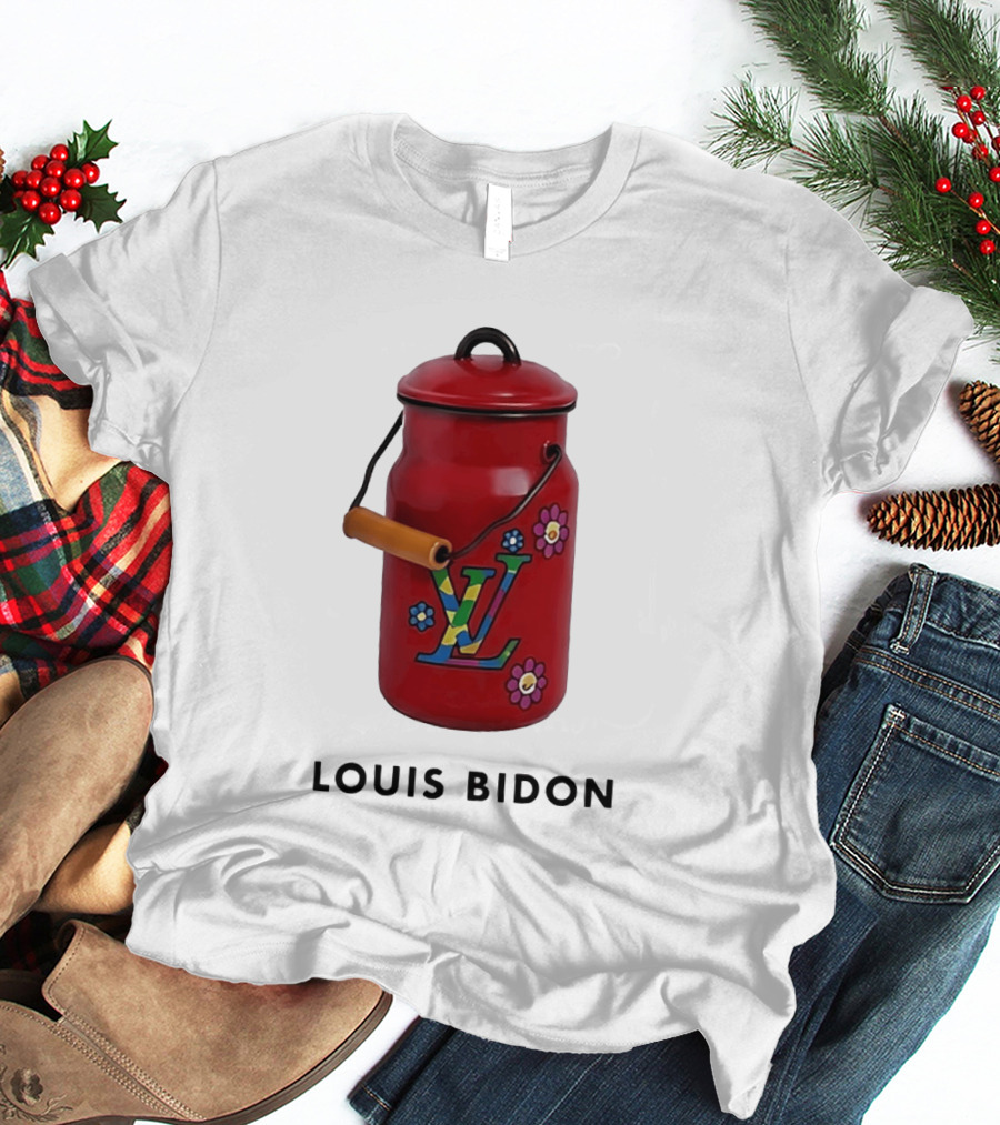 Louis Bidon Milk Jug Red Enamel Rainbow Monogram Flowers T-Shirt