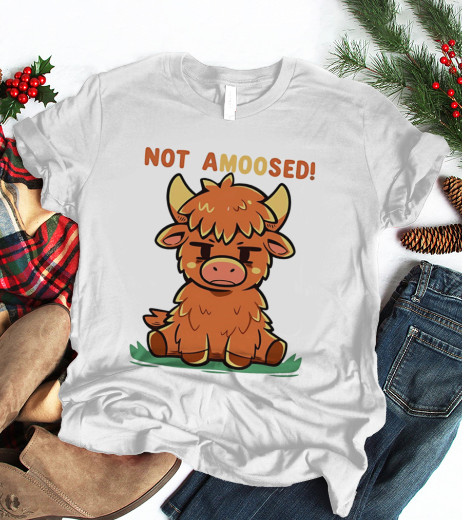 Not Amoosed Cute Grumpy Highland Cow Pun T-Shirt