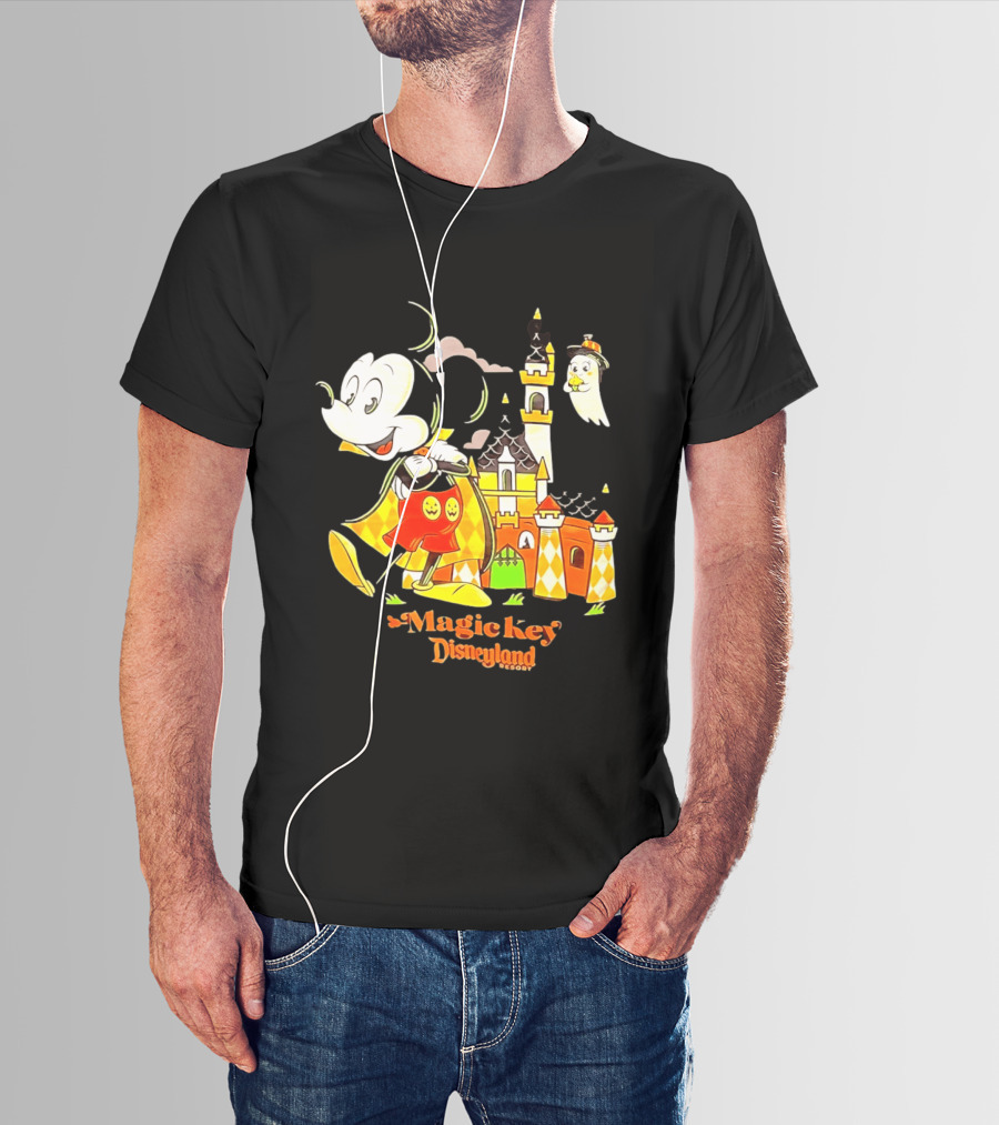 Mickey Mouse Magic Key Disneyland Resort Halloween Castle Ghost T-Shirt