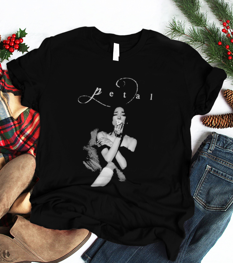 Petal Script Ariana Grande T-Shirt