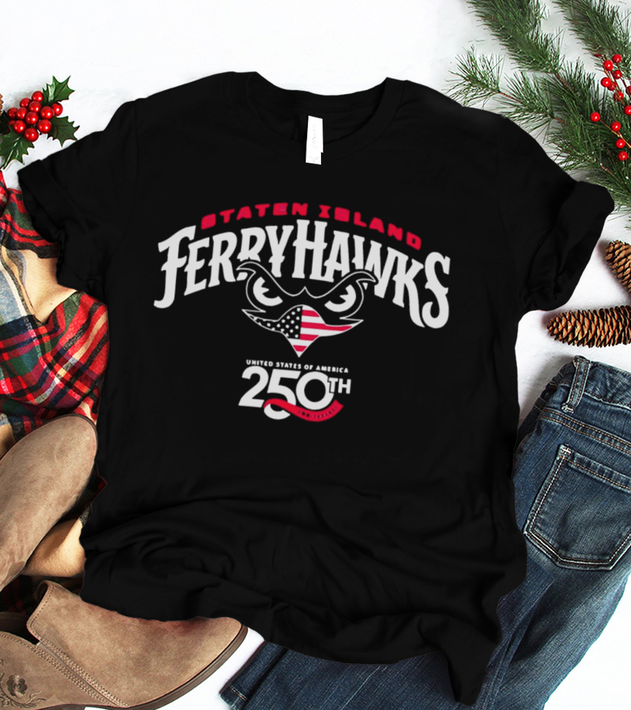 Staten Island FerryHawks United States Of America 250th Anniversary Hawk Head American Flag T-Shirt