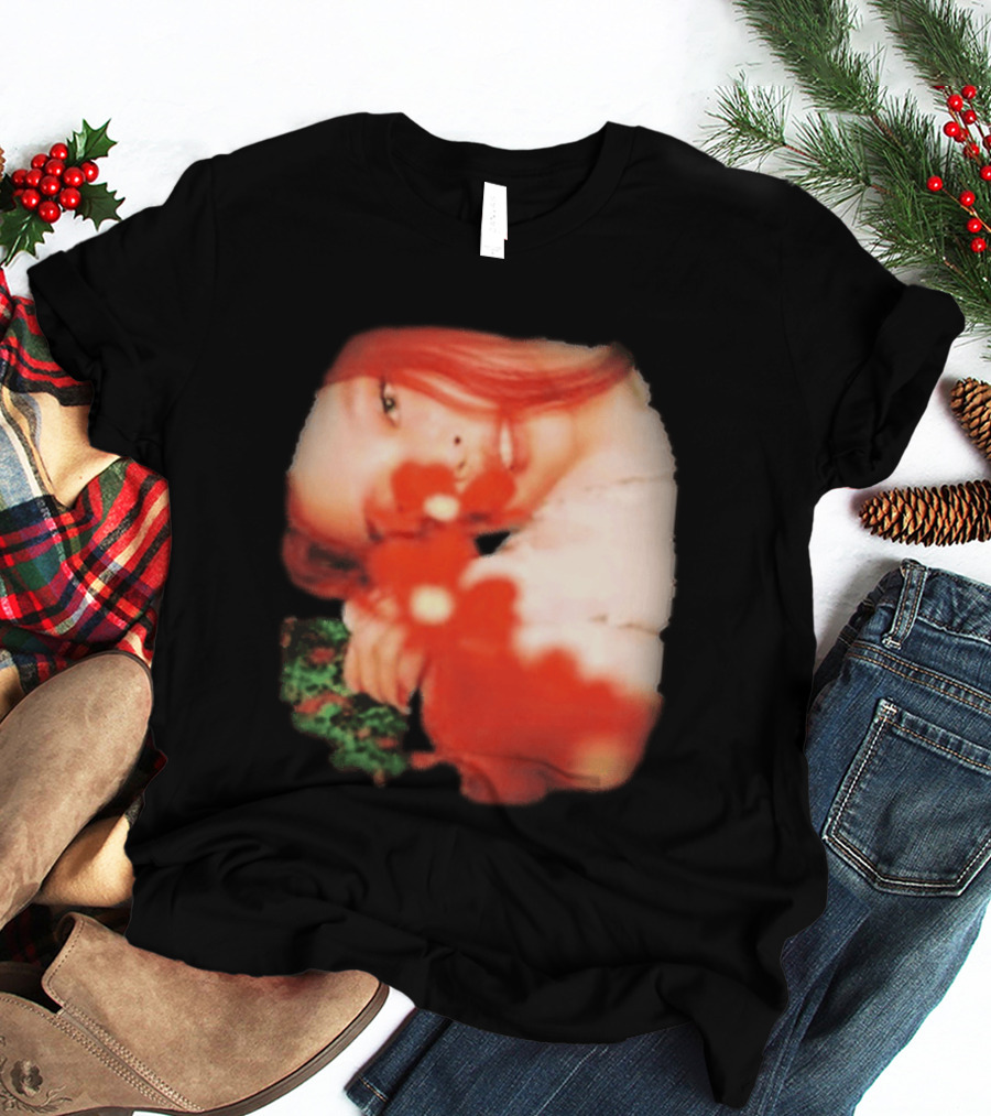 Complex Jennie Flower Photo Red Hair Aesthetic T-Shirt