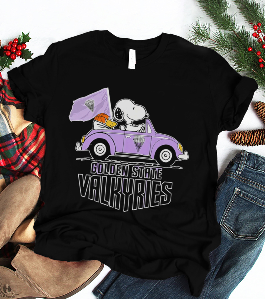 Golden State Valkyries Snoopy Volkswagen Beetle T-Shirt
