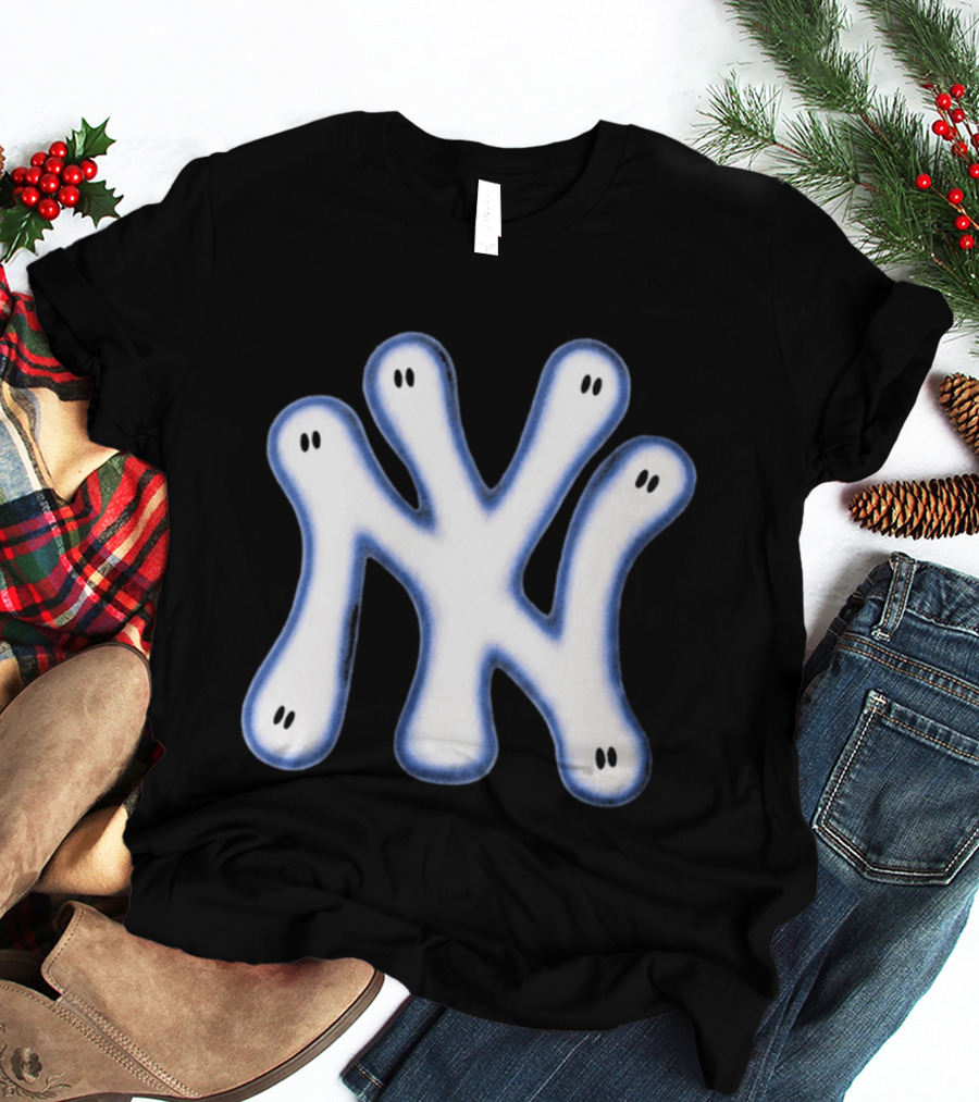 NY Yankees Wash Ghost Airbrush Logo Ghostly NY Yankees T-Shirt