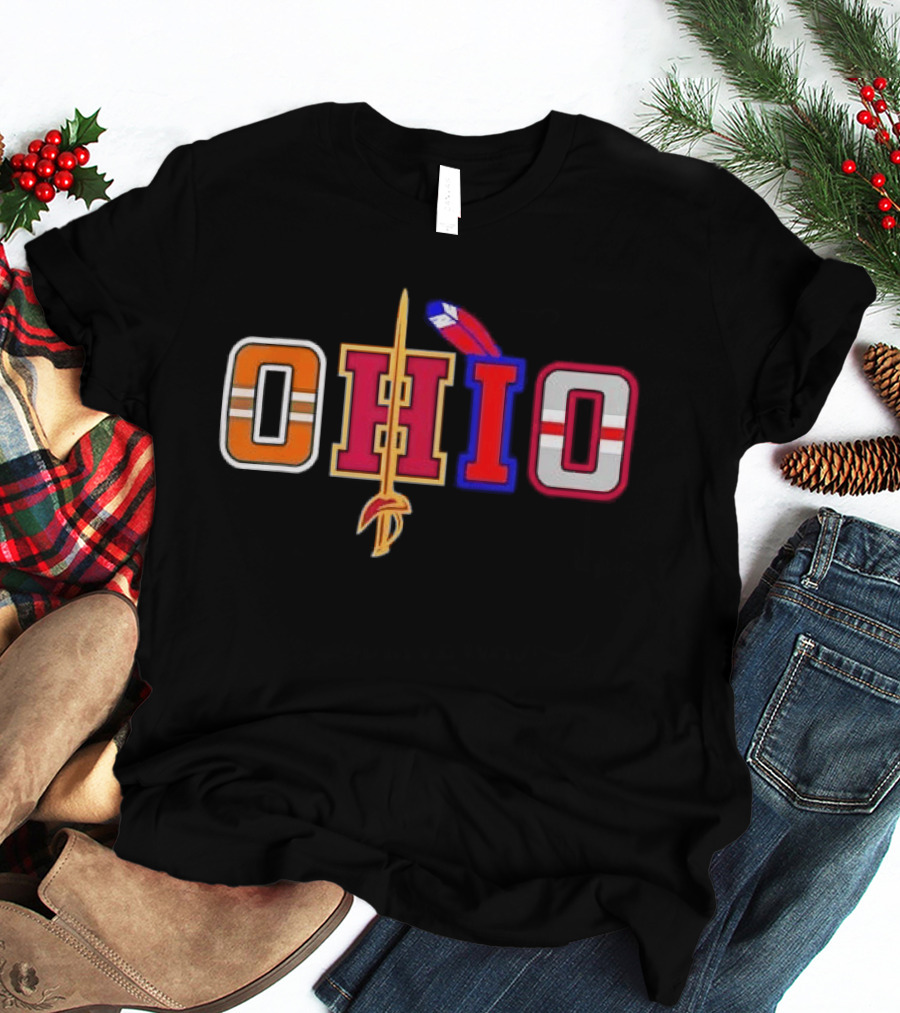 Ohio Cleveland Sports Letter Block Sword Feather T-Shirt