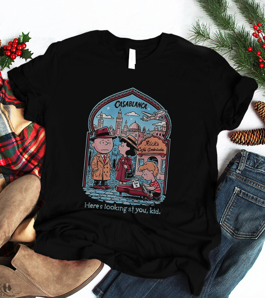 Charlie Brown Lucy Linus Peanuts Casablanca Rick's Café Americain Here's Looking At You Kid T-Shirt