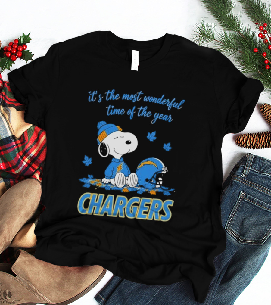 It's The Most Wonderful Time Of The Year Los Angeles Chargers Snoopy Sitting Helmet Falling Leaves T-Shirt