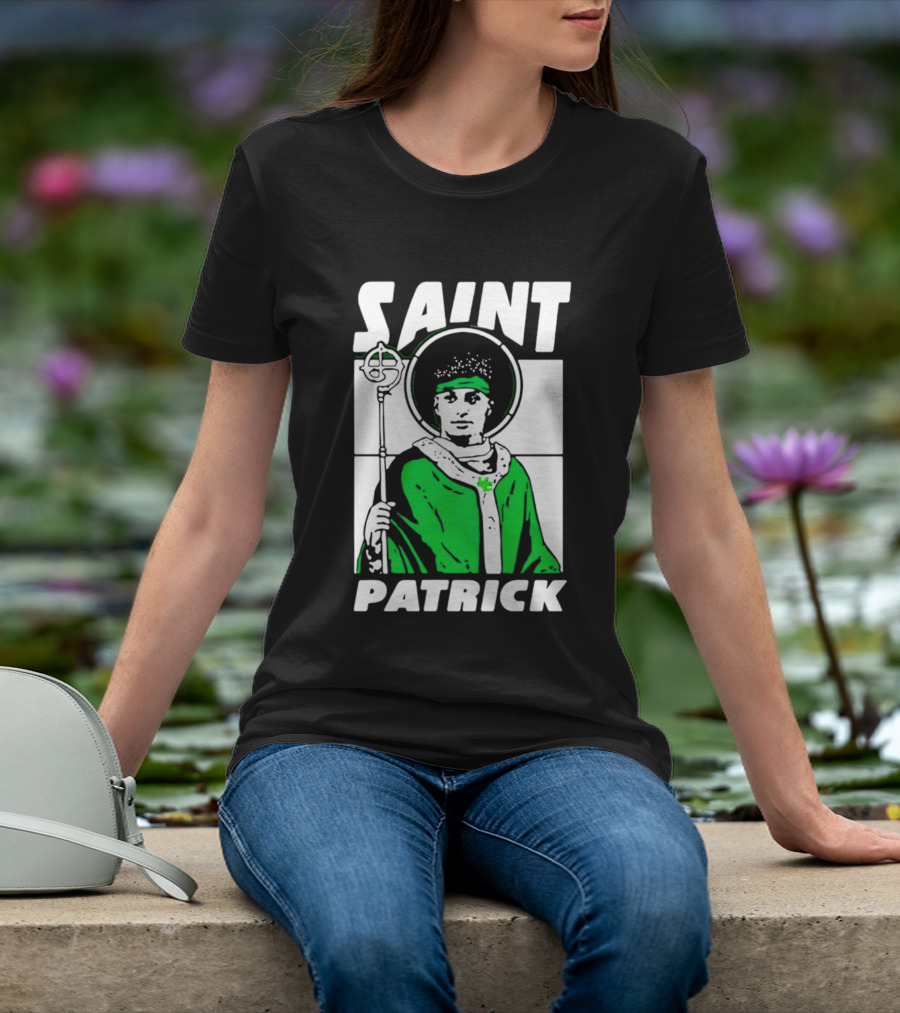 Saint Patrick Mahomes Kansas City Chiefs Iconic Green Halo And Staff T-Shirt
