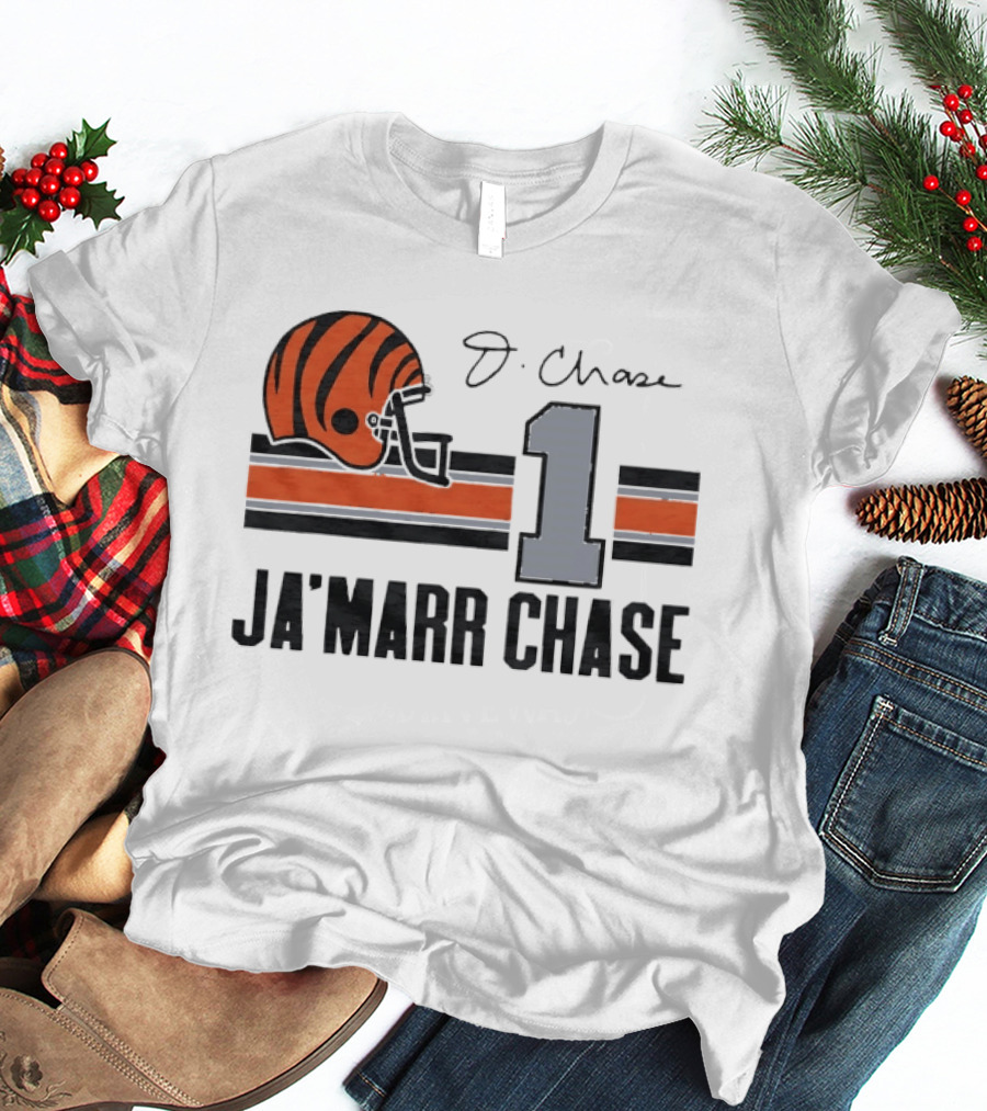 Cincinnati Bengals Ja'Marr Chase Helmet 1 J Signature Stripes Wood Texture T-Shirt