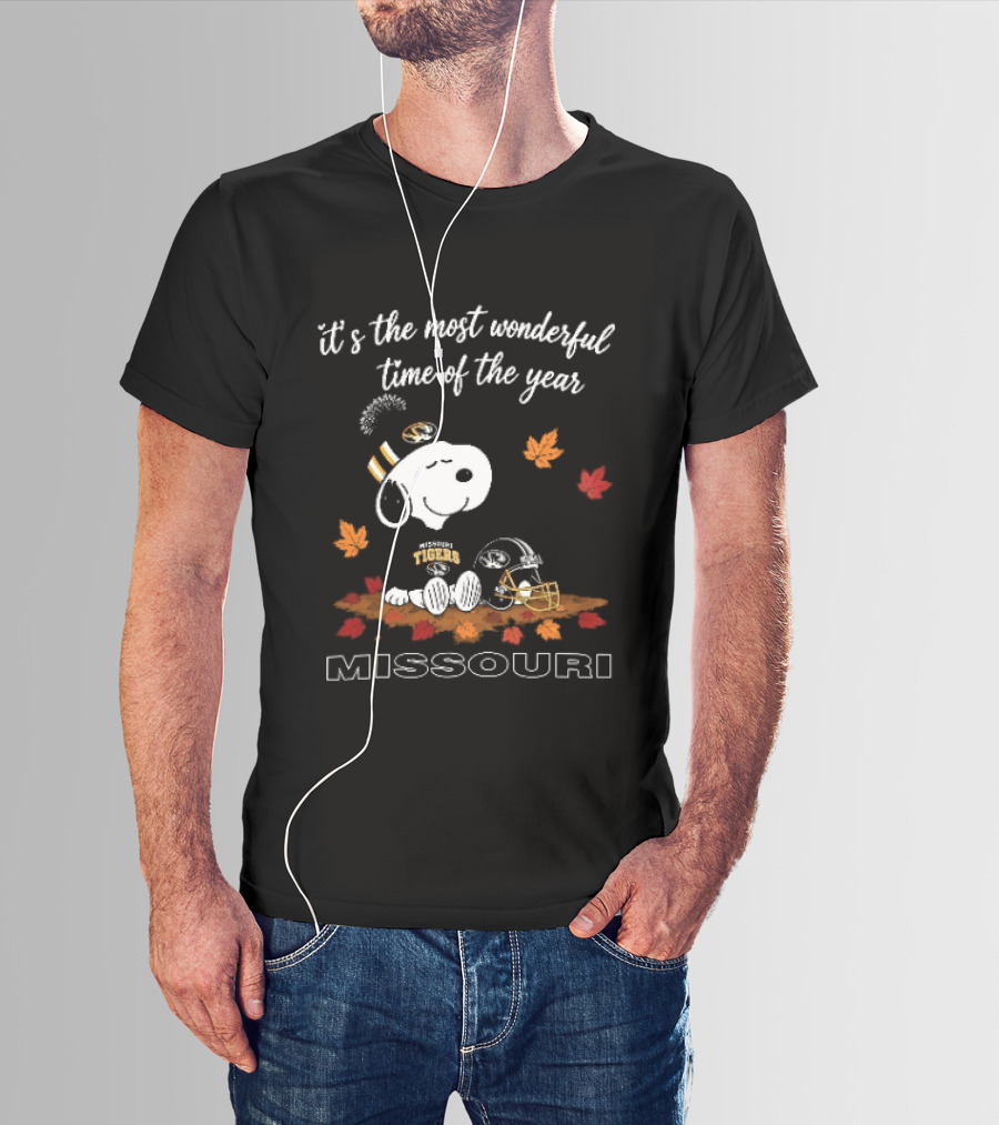 Missouri Snoopy Tigers Most Wonderful Time Of The Year NCAA Football Fall Leaves T-Shirt