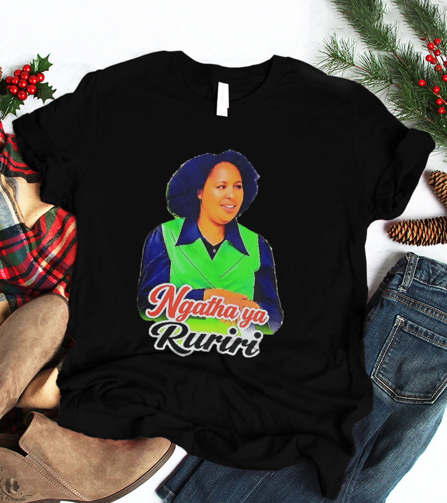 Ngatha Ya Ruriri Afro Woman In Green And Blue Outfit T-Shirt
