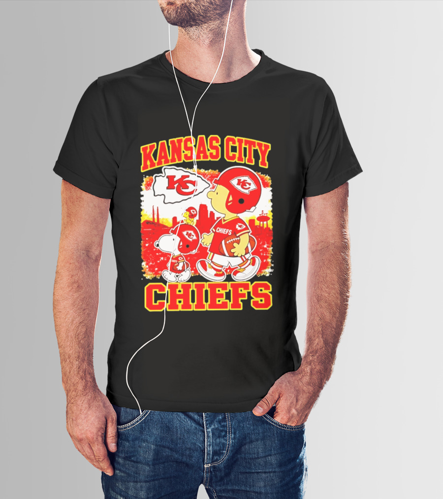 Kansas City Chiefs Snoopy Woodstock Skyline Football 2026 T-Shirt