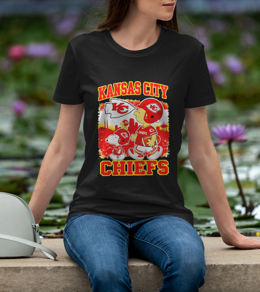 Kansas City Chiefs Snoopy Woodstock Skyline Football 2026 T-Shirt