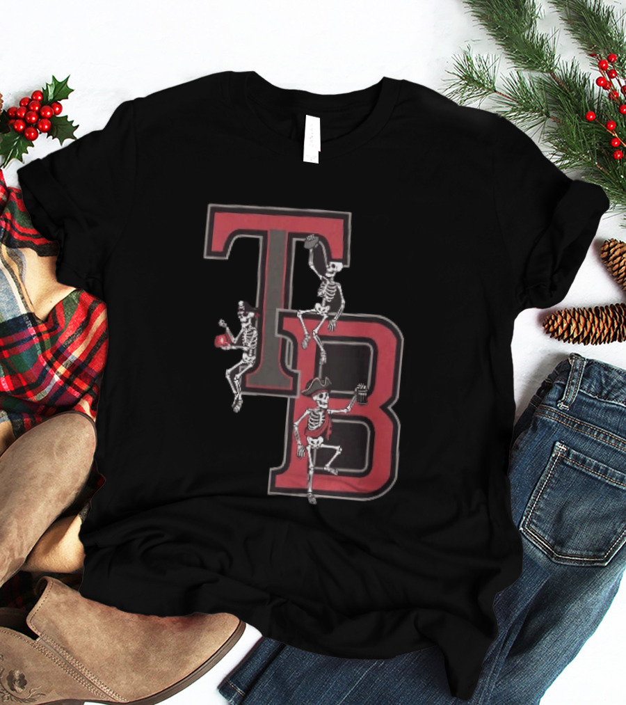 Tampa Bay Buccaneers TB Pirate Skeletons Football T-Shirt