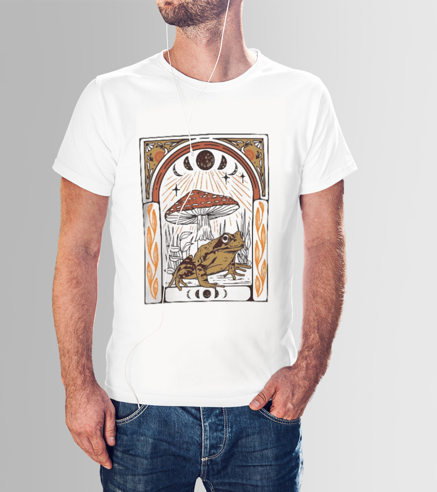 Toad With Amanita Mushroom And Celestial Moon Phases Tarot Aesthetic T-Shirt