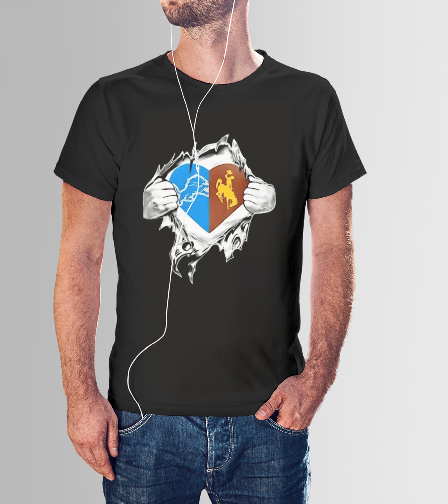 Detroit Lions Wyoming Cowboys Heart Ripped Skin T-Shirt