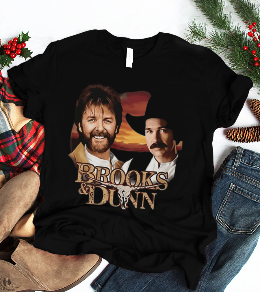 Brooks And Dunn Von Miller Dallas Cowboys Sunset T-Shirt