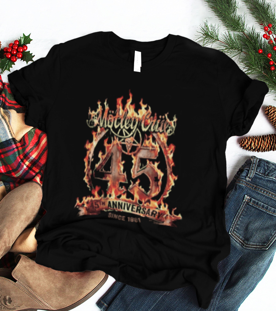 Mötley Crüe 45th Anniversary 1981 Music Band Flaming 45 T-Shirt