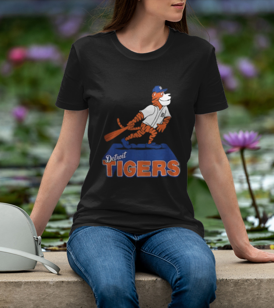 Detroit Tigers MLB Cartoon Player Swinging Bat T-Shirt