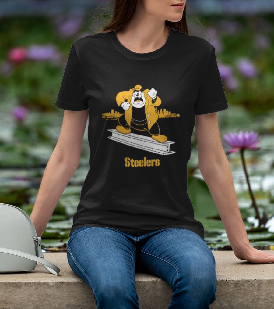 Pittsburgh Steelers Cartoon Pete On Steel Beam Cityscape T-Shirt